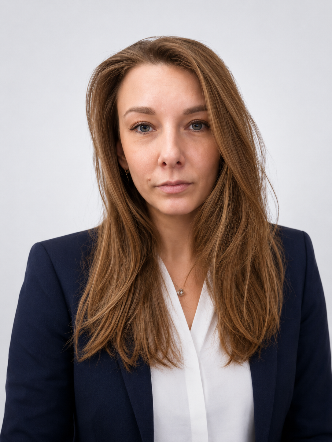 Строкольская Алина — руководитель отдела продаж ЭЛИС
